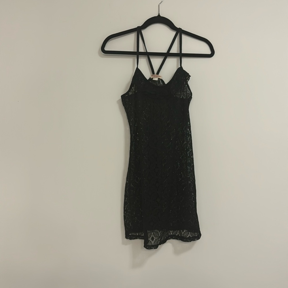 So women’s black small cover up